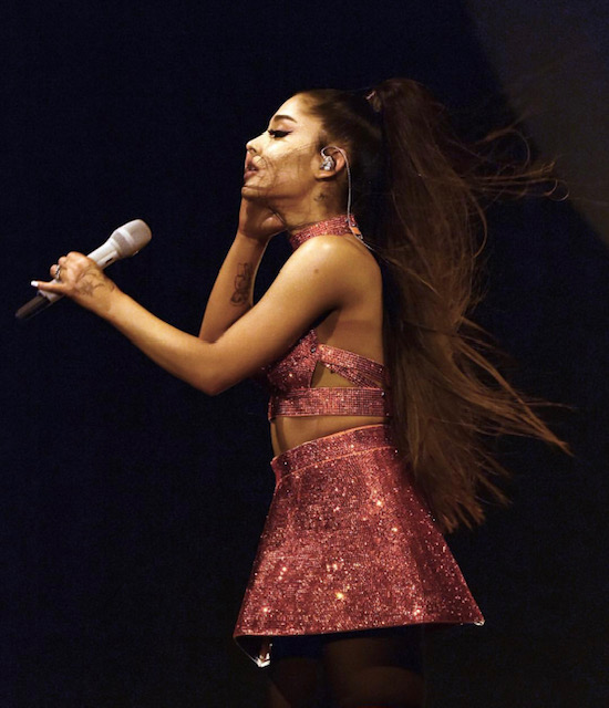 Ariana Grande konačno može da uživa u životu na turneji!