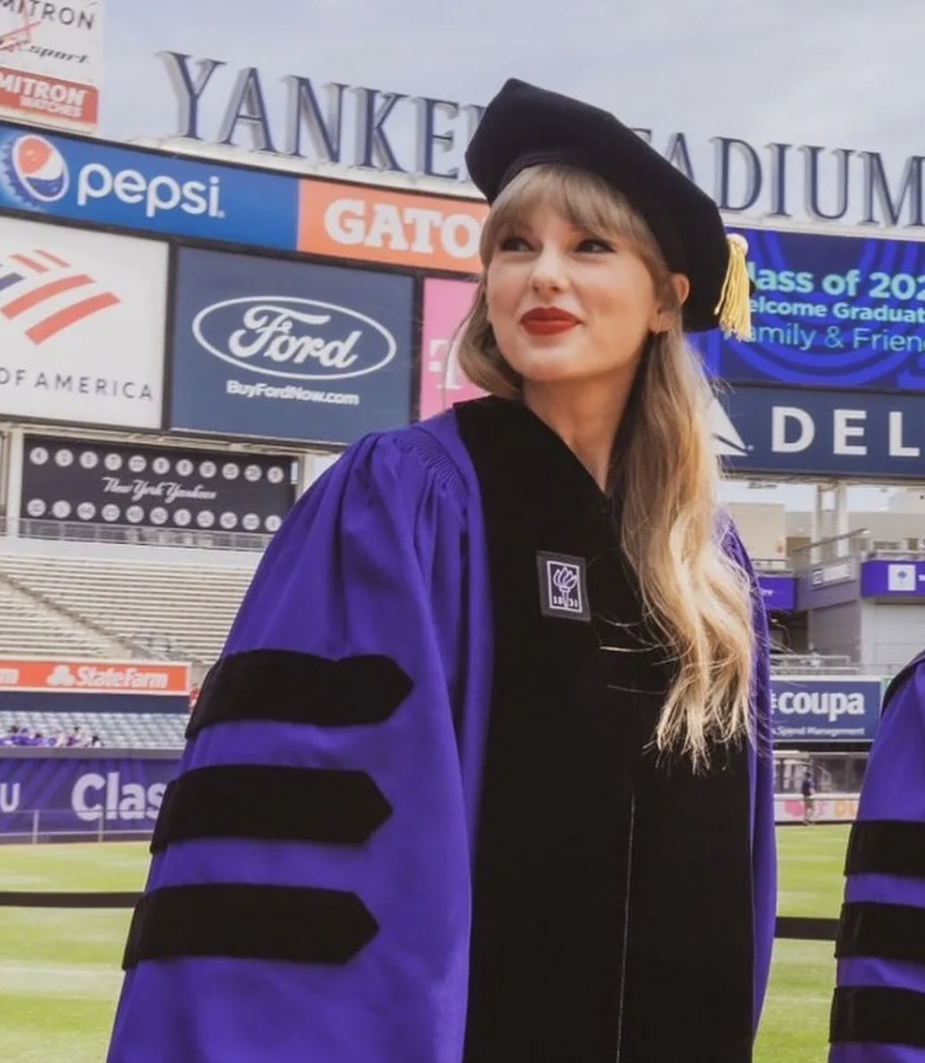 Pogledajte kako je Taylor Swift diplomirala!