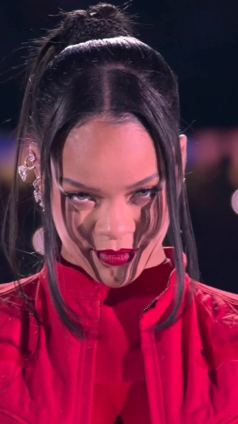 Trudna Rihanna napravila sjajan show na Super Bowlu