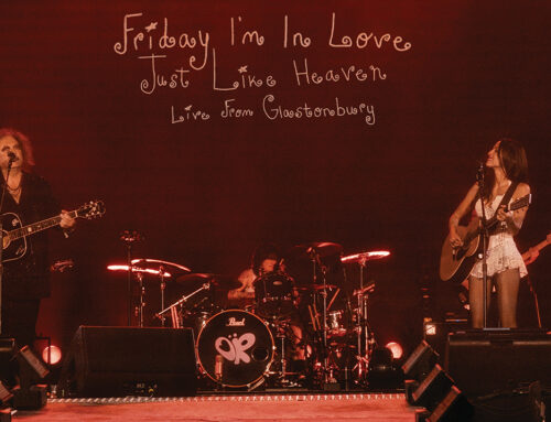 Olivia Rodrigo najavila album „Live from Glastonbury“, uz obrade pesama The Cure sa Robertom Smithom