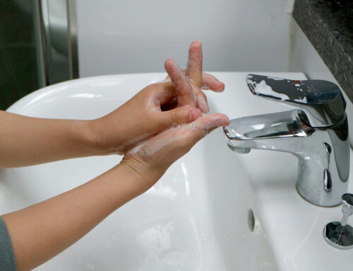 Najčešće greške u nezi kože kod tinejdžera i kako ih izbeći