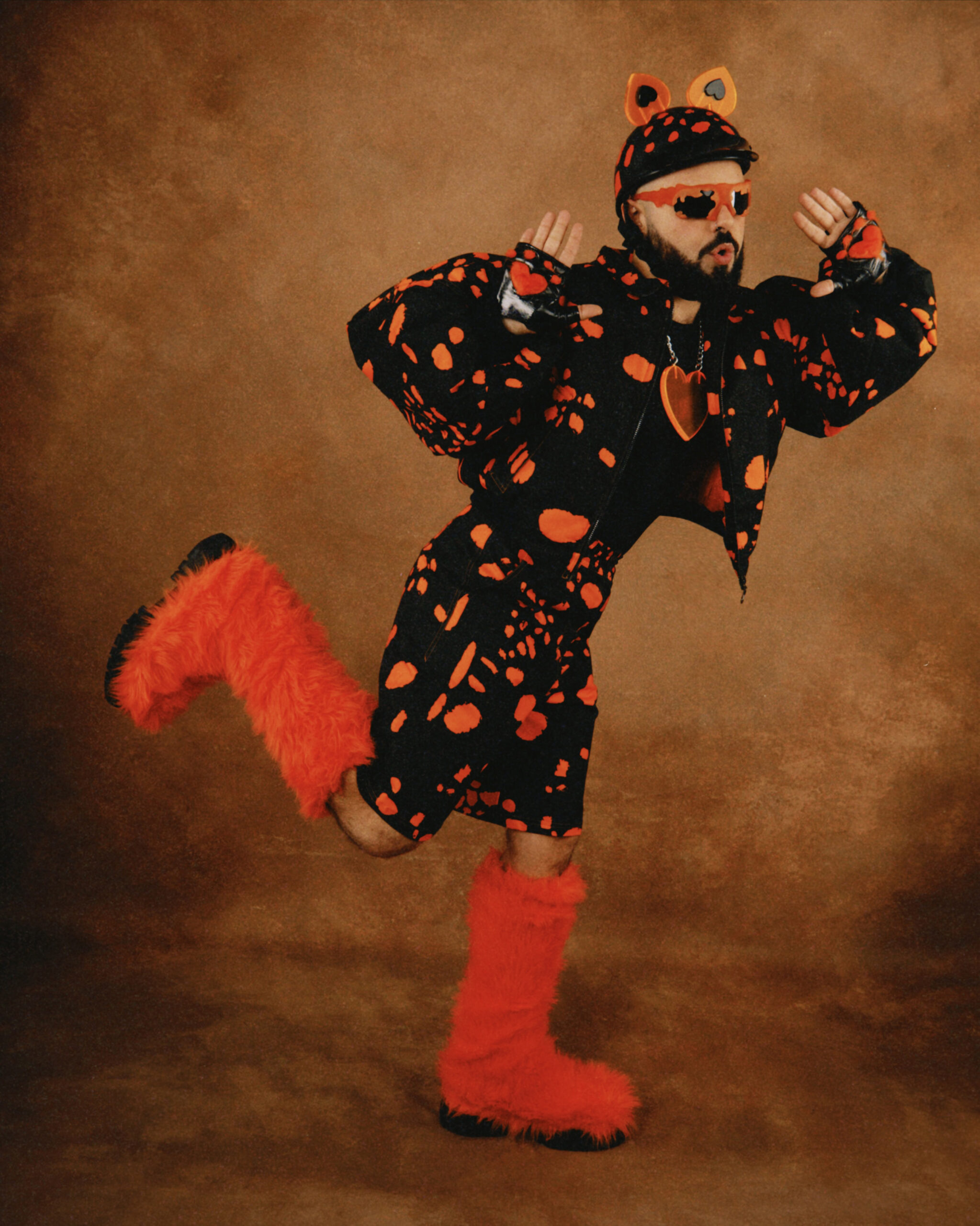 Evrovizijska senzacija stiže u Srbiju: Grčki predstavnik Akylas specijalni gost finala PZE 2026!