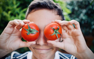 Kako da jedeš pametnije, a da se ne odrekneš omiljene hrane
